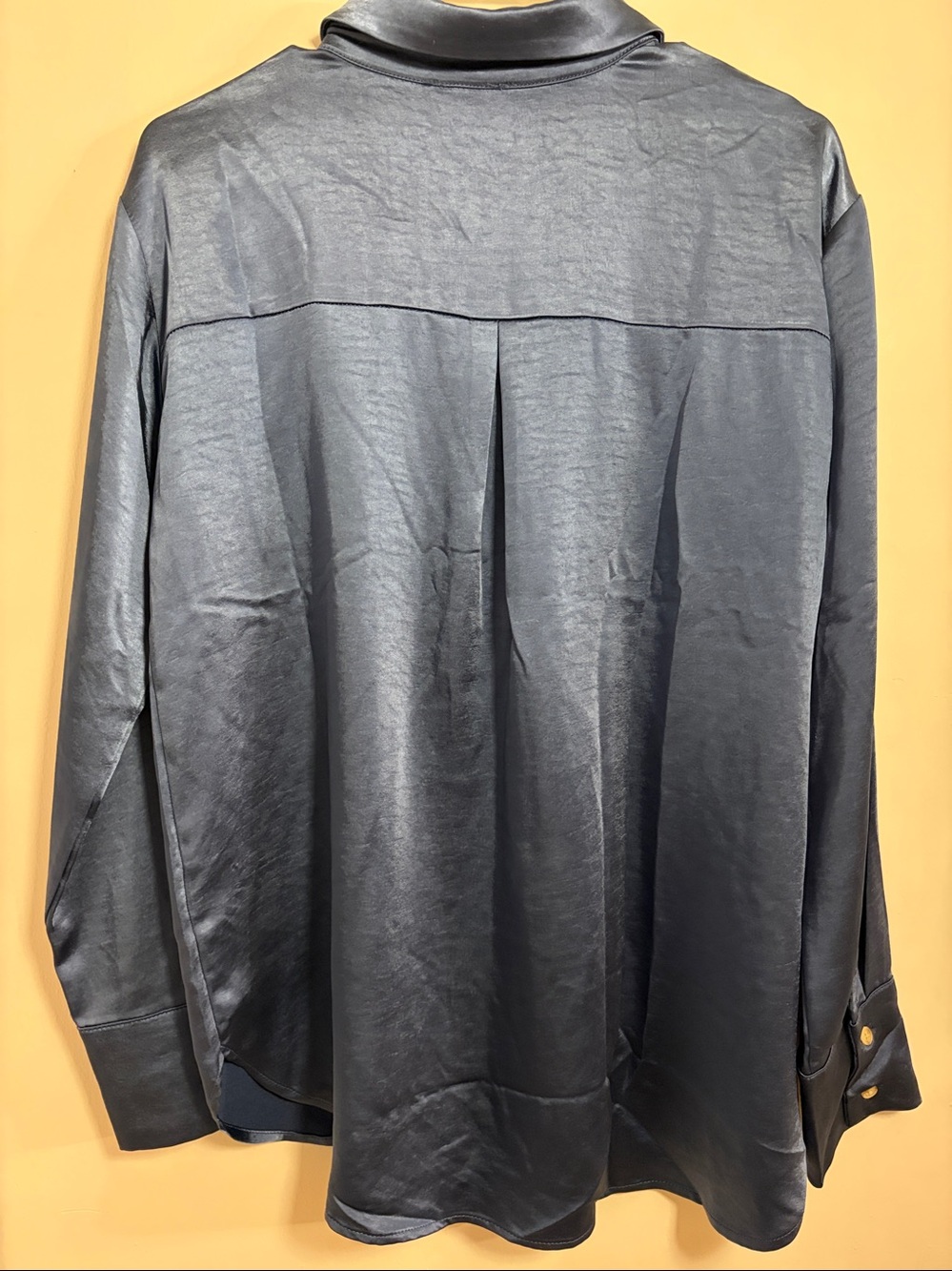 MYSTREE Satin Button-Up Shirt in Navy Blue SATIN NWT LARGE - Picture 5 of 6